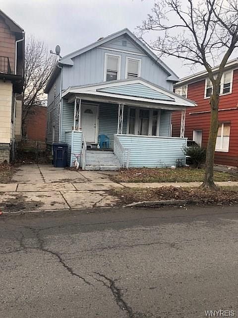 1st image of 34 Parkridge Ave