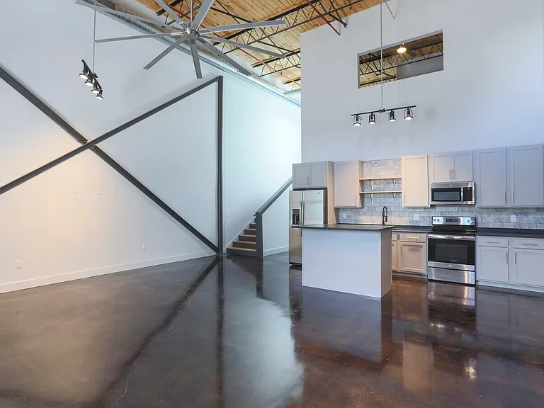 Arcadia Station Lofts — Photo 17