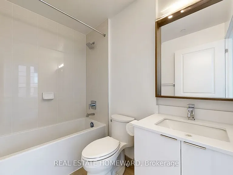 543 Richmond St W #208 — Photo 13