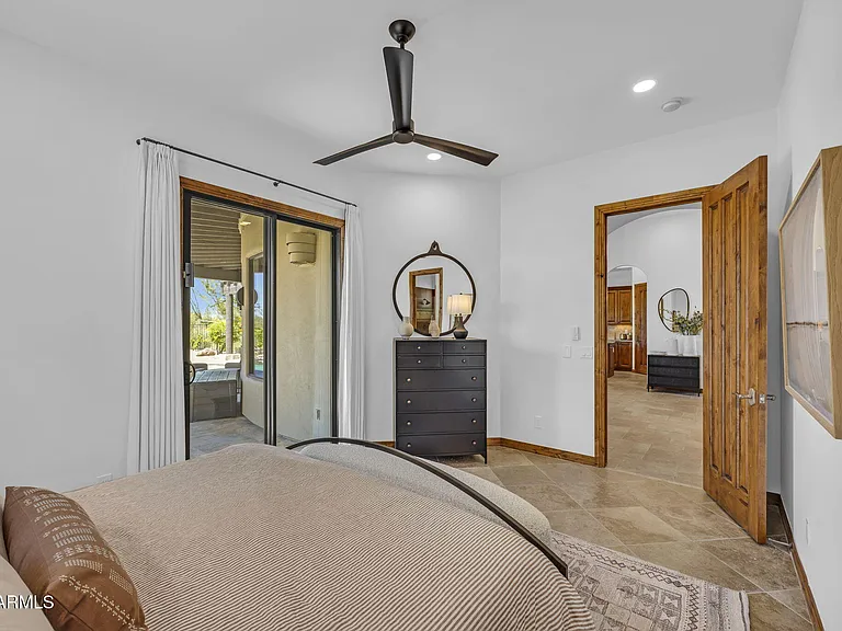 3105 E Arroyo Hondo Rd — Photo 32