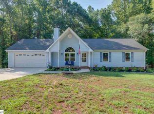 307 Fireside Ct, Boiling Springs, SC 29316
