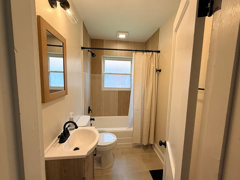 1st floor bathroom