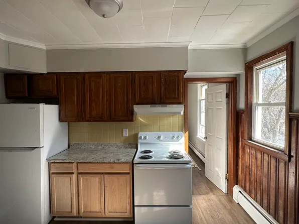 41 Osborn Ave #B, New Haven, CT 06511