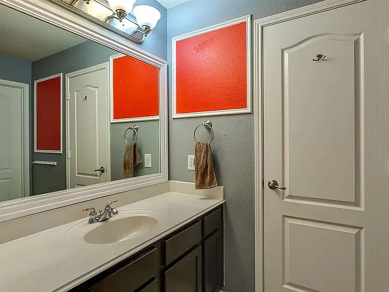 1112 Manassas Dr — Photo 4