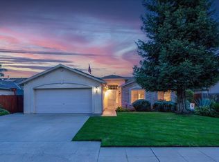 5607 W Hedges Ave, Fresno, CA 93722
