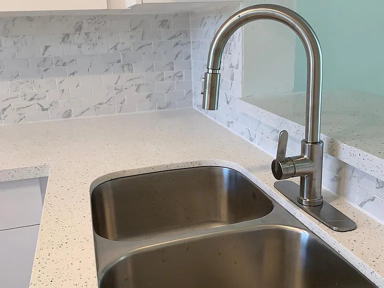 281 W Park Dr #2 — Photo 8