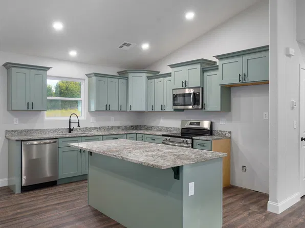 314 N Park Avenue, Aurora, MO 65605
