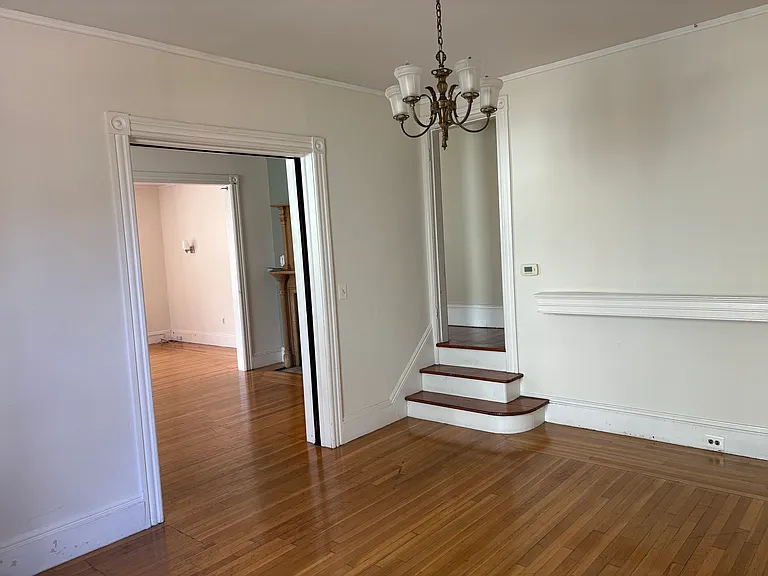 59 Bainbridge Ave — Photo 3