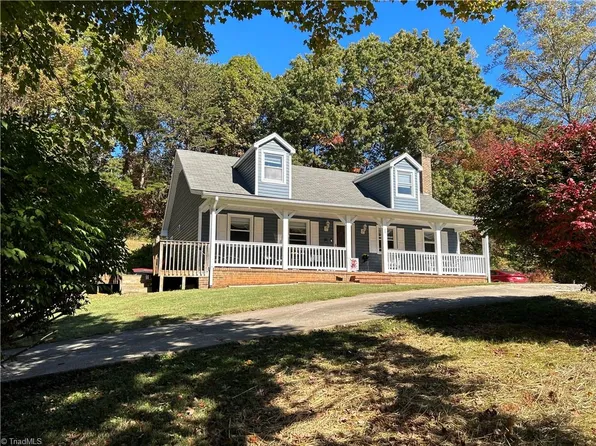 606 Honeywell Dr, Rural Hall, NC 27045