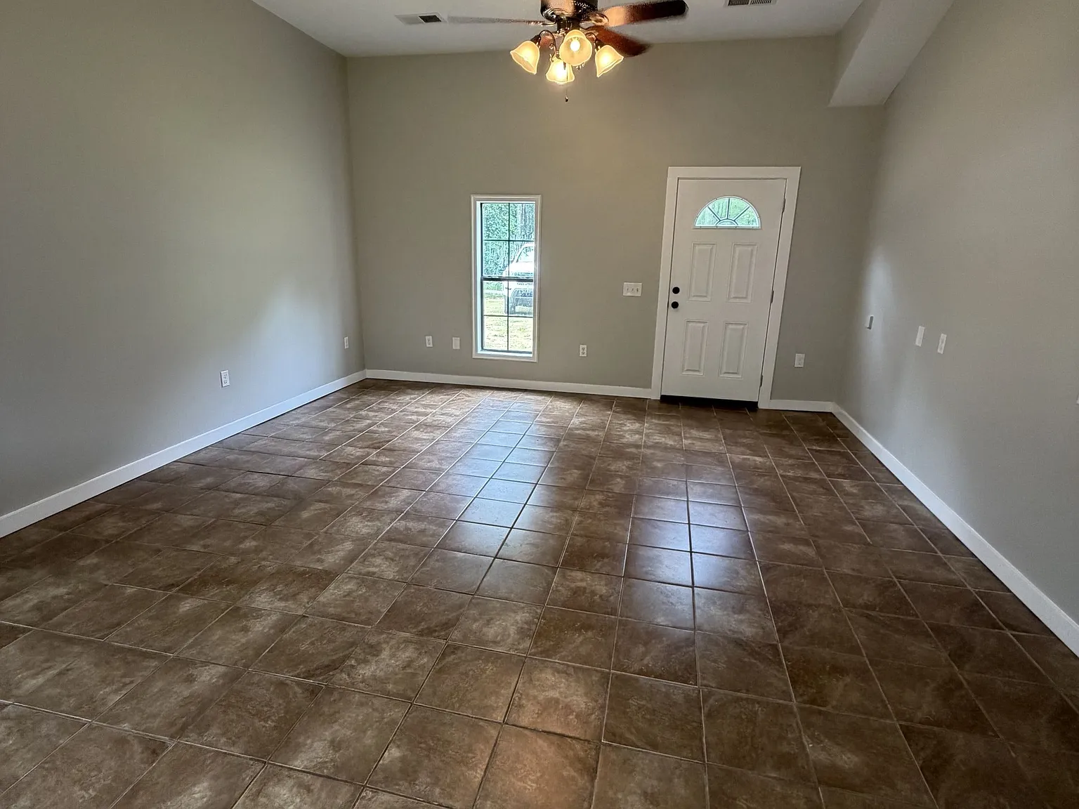 262 Payne Road - B — Photo 2