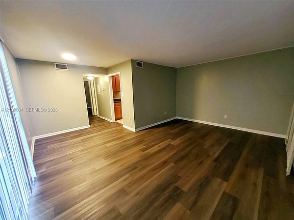 3rd image of 507 NW 39th Rd APT 240