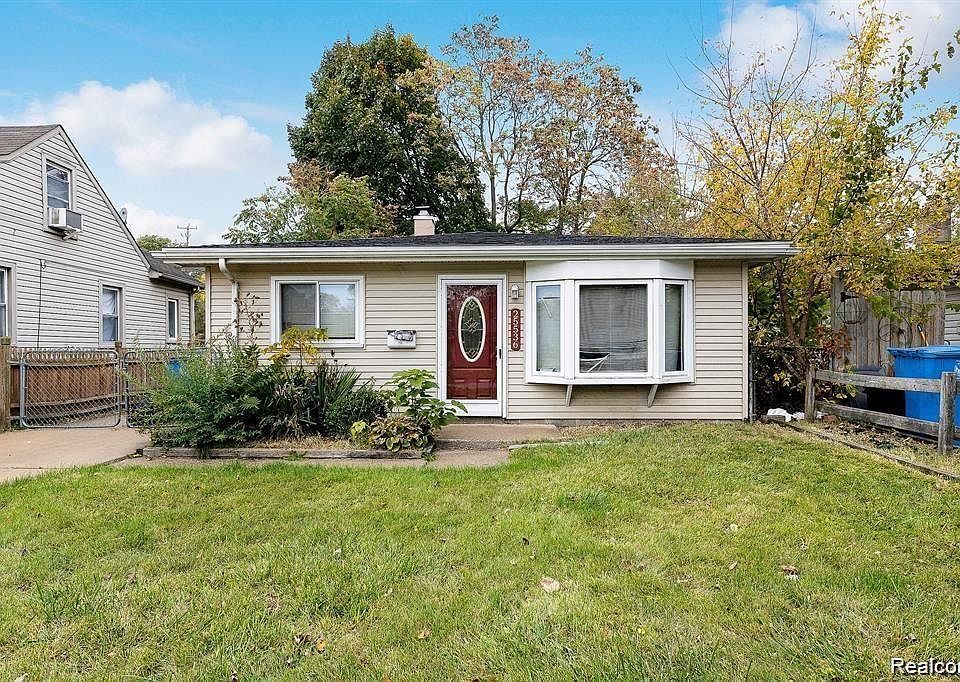 1st image of 25536 Powers Ave