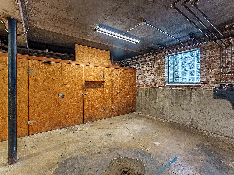 203 Custer Ave #2 — Photo 16