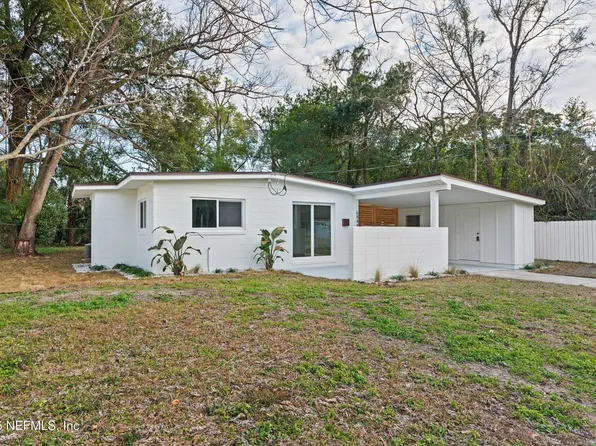 6844 CAMELOT Road, Jacksonville, FL 32211