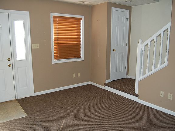 4th image of 728 E Sherwood Hills Dr