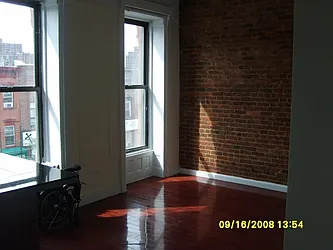 Rented by Urban Ambiance