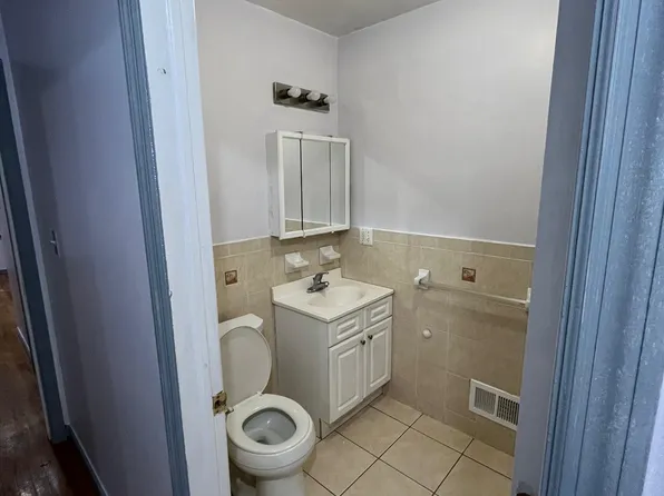 38 Graham Street image 9 of 16