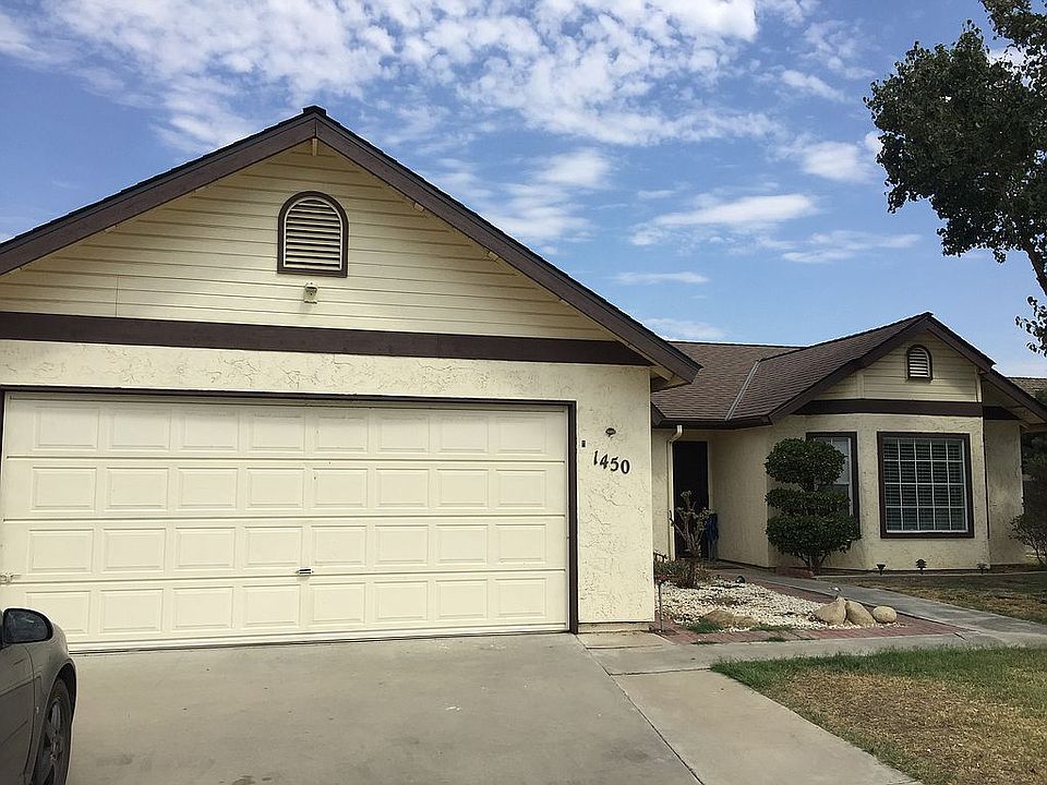 1st image of 1450 Oakwood Ct