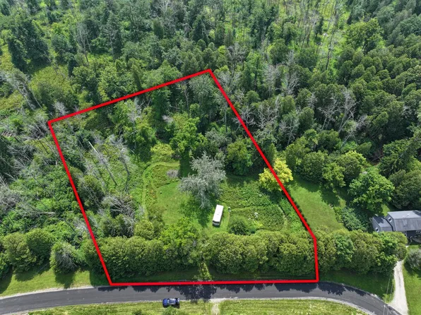 Lt22 PROSPEKT BOULEVARD #23,24, Oostburg, WI 53070