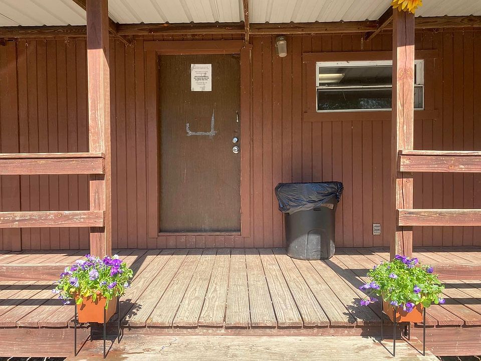 2nd image of 644 Elk River Dr