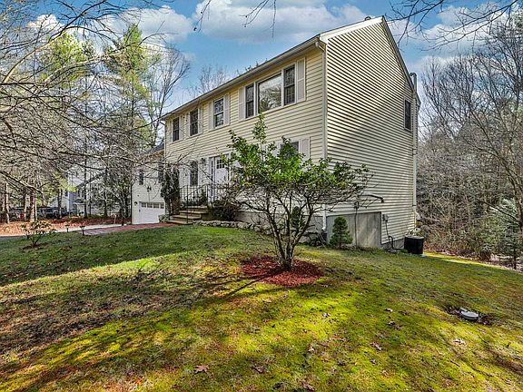 3rd image of 41 Dupaw Gould Road