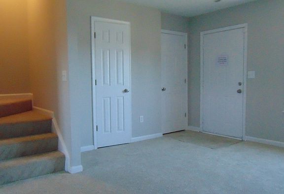 4th image of 9822 Coventry Creek Dr