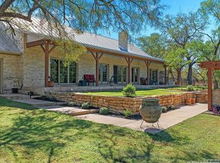555 Vintners Way, Fredericksburg, TX 78624