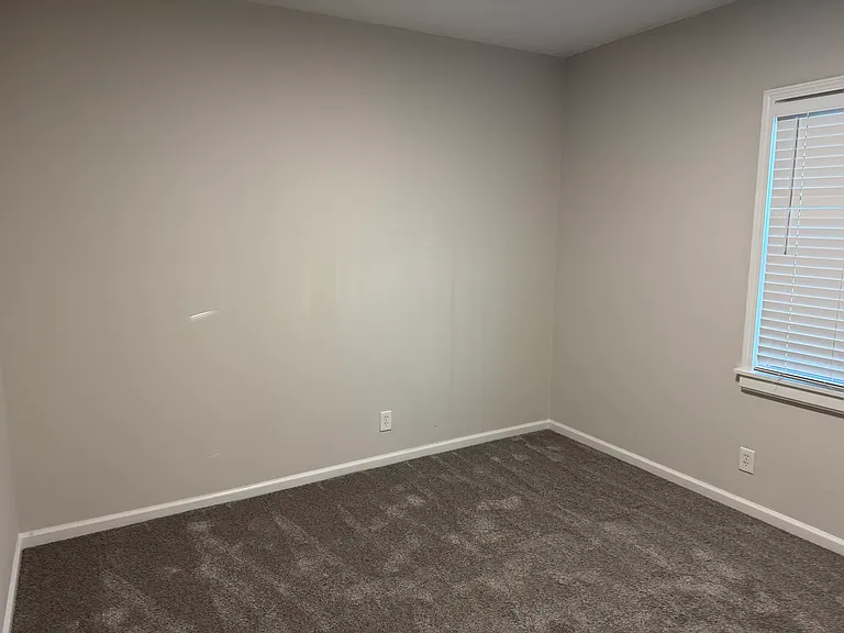 2825 Monroe Ave #1 — Photo 15