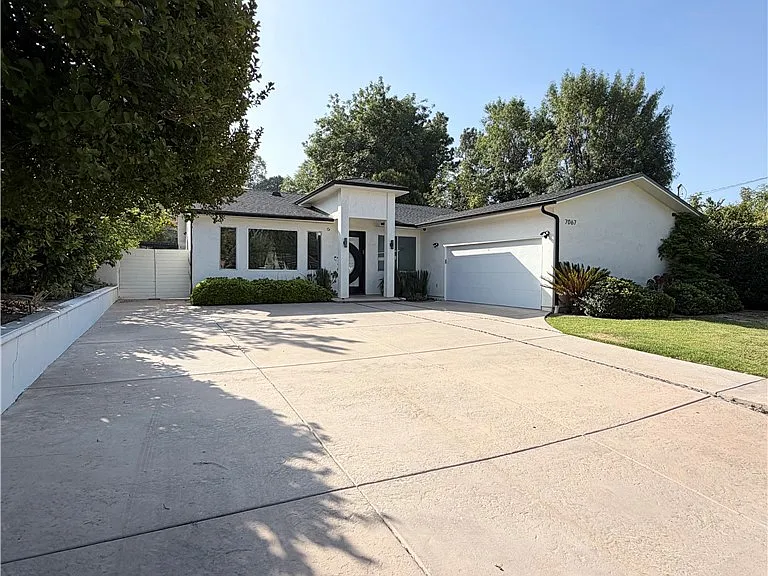 7067 Middlesbury Ridge Cir — Photo 3
