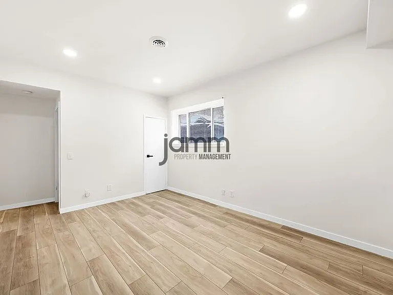 18975 Hilliard Blvd #1 — Photo 5