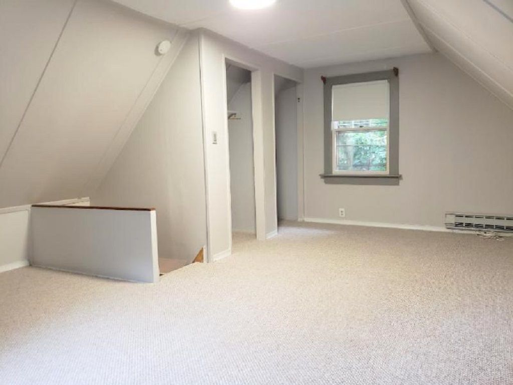  Attic Dormitory Bedroom