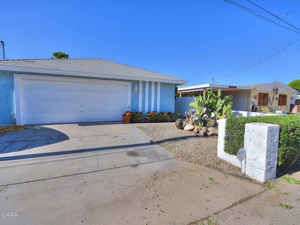 1st image of 460 E Riverfront Dr