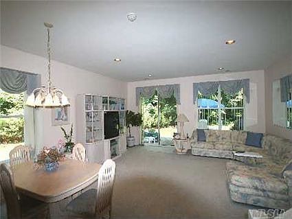5th image of 41 Leeward Ct