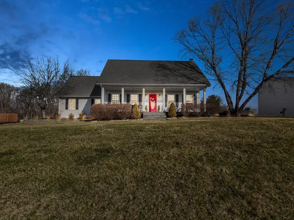 107 Ridgecrest Dr, Mount Sterling, KY 40353