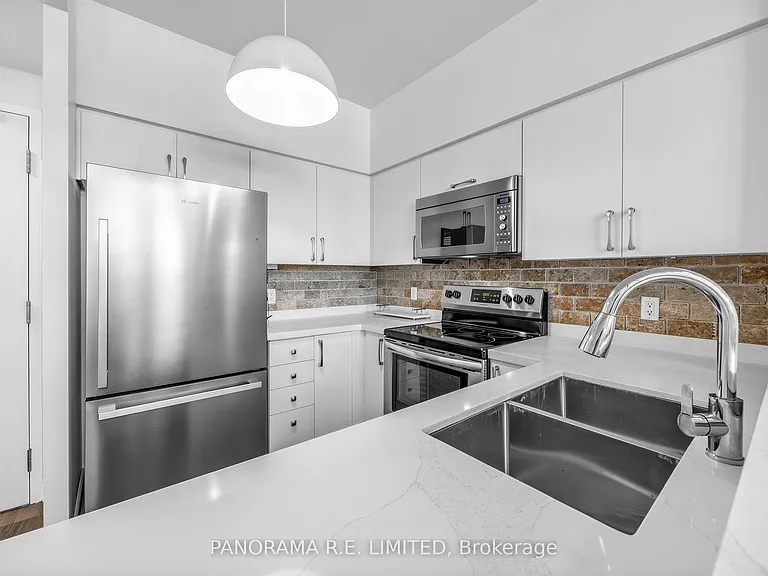 200 Manitoba St #122 — Photo 7
