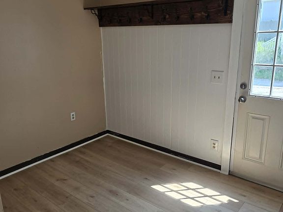 4th image of 92 Maple St #A