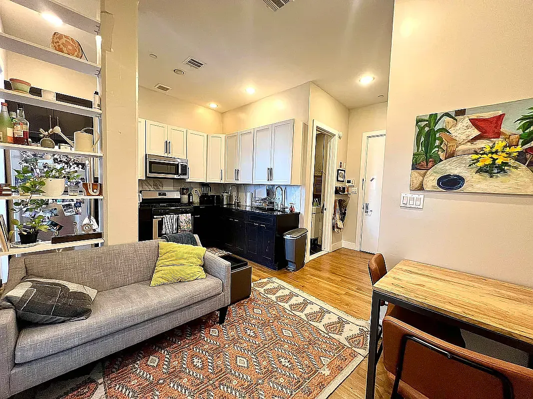 53 South 11th Street — Photo 3