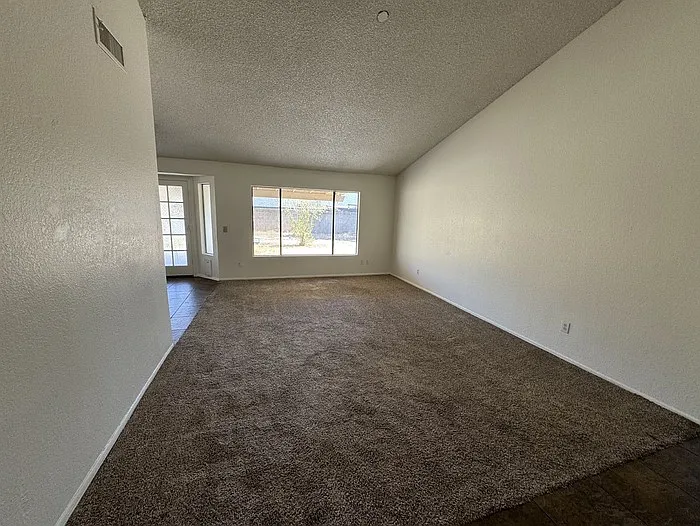 3227 W Helena Dr — Photo 6