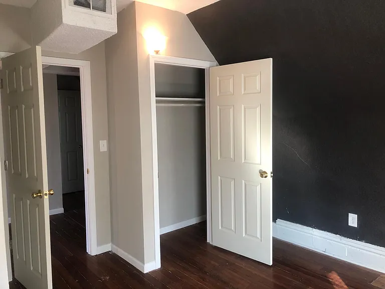 4051 Warwick Blvd #104 — Photo 10