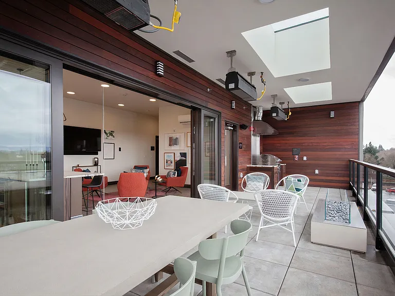 Laurel 42 — Photo 19