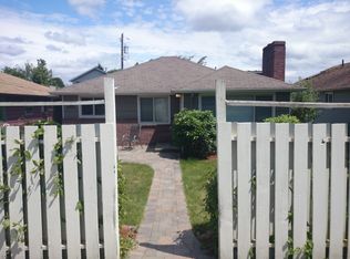 8520 19th Ave NW, Seattle, WA 98117