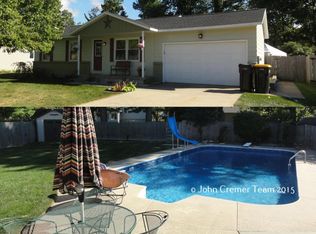 950 Springwood Dr SE, Kentwood, MI 49508