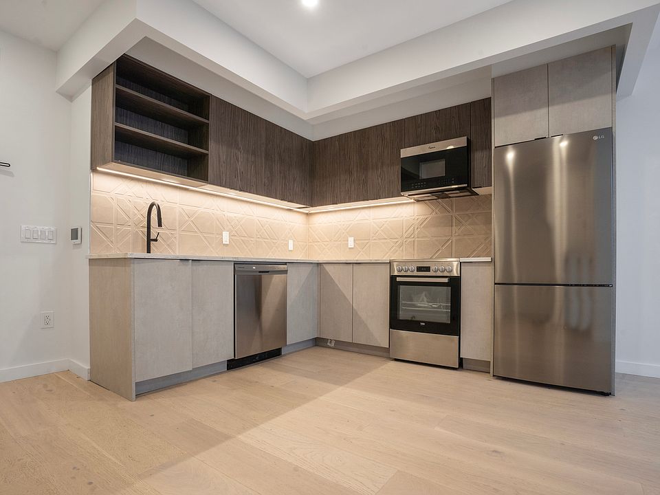 1st image of 37-25 32nd St #3R
