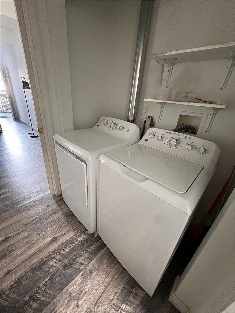 1 bed, 700 sqft, $2,200 — Photo 3