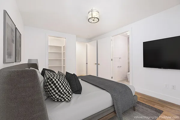 Sold by NY Best Deal Realty LLC | media 13