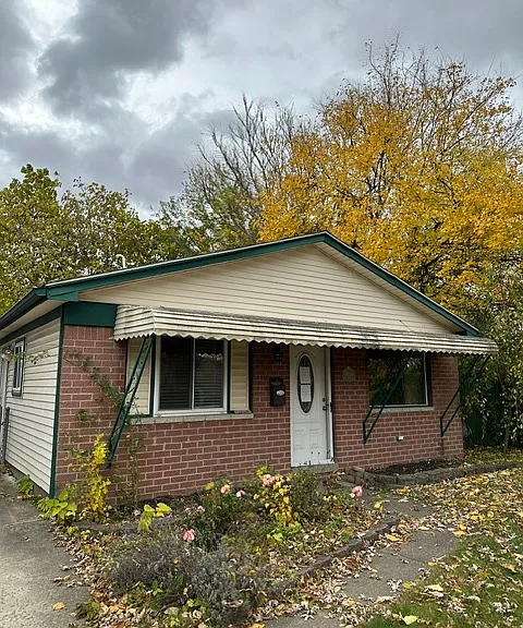 11609 Cornell St — Photo 1