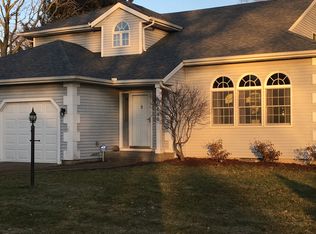 55688 Whispering Woods Ln, Osceola, IN