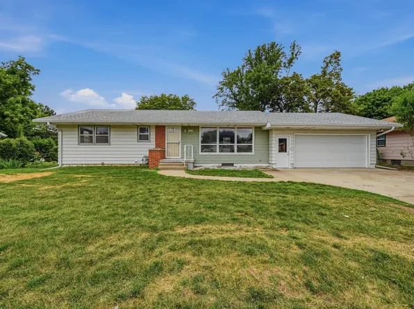 3311 S Lakeport St, Sioux City, IA 51106