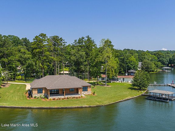 4th image of 116 Water Oak Ln