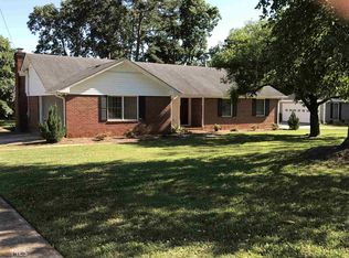 220 Brown Acres Rd, Griffin, GA 30224